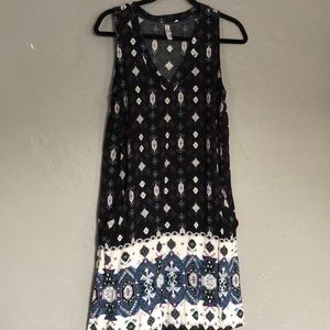 V-Neck Xhilration Dress WITH POCKETS 🙌🏽🙌🏽🙌🏽